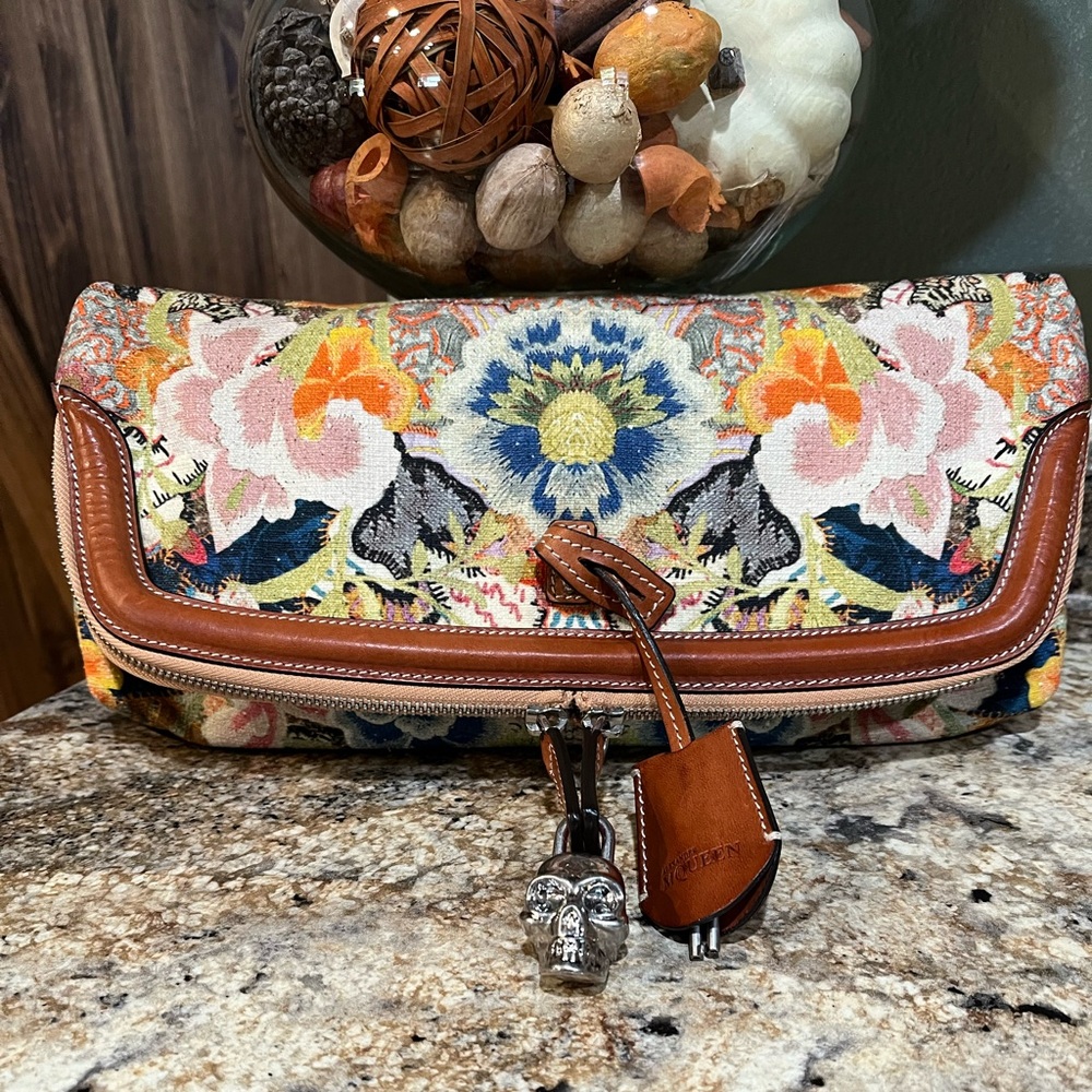 Alexander McQueen Canvas Floral Printed Padlock Skull Clutch Multicolor